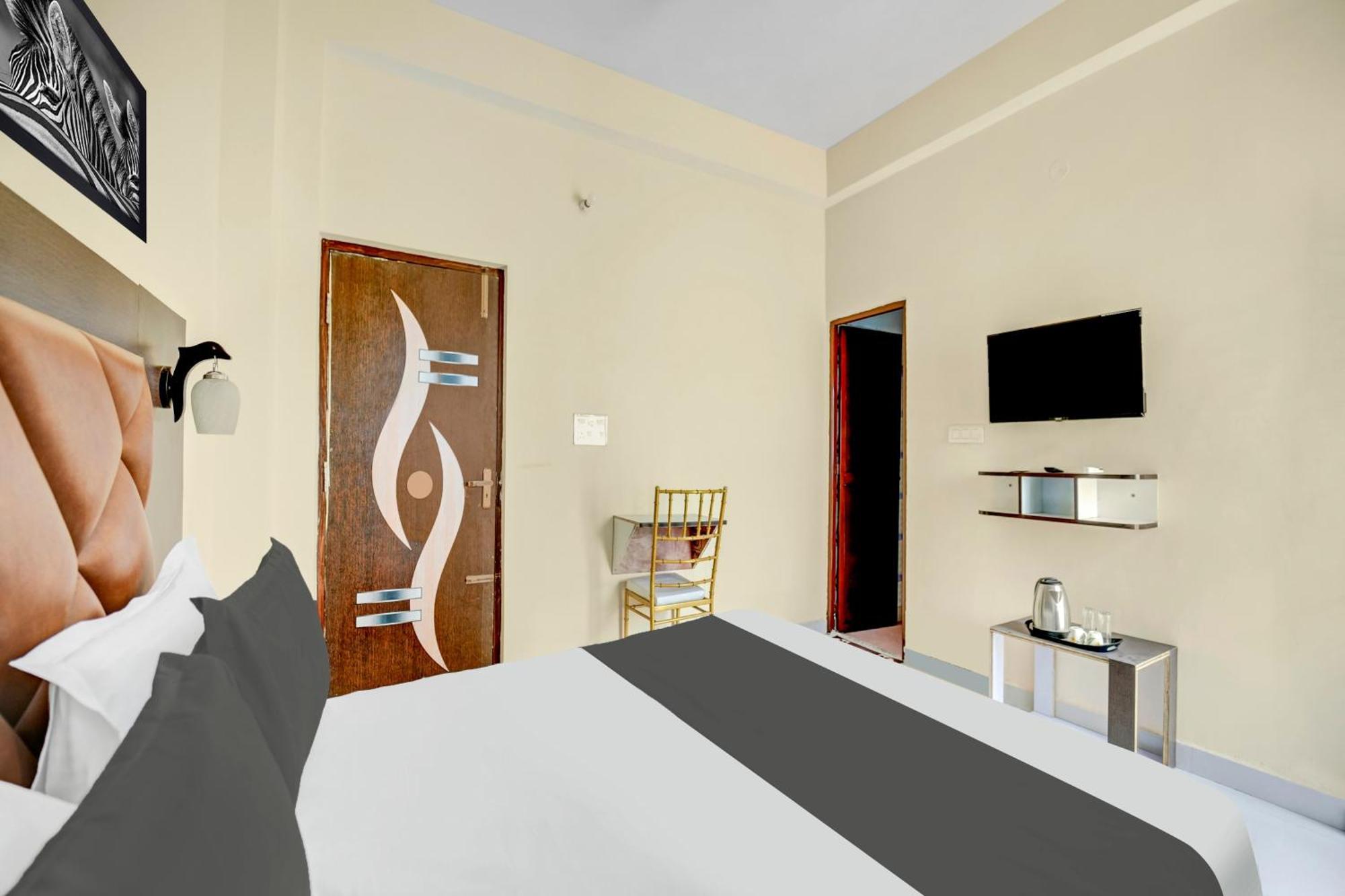 Super Townhouse Anisabad Near Mahavir Sansthan Khagaul Dış mekan fotoğraf